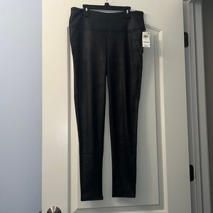 NWT Seven7 Coated Sculpted Leggings size Large